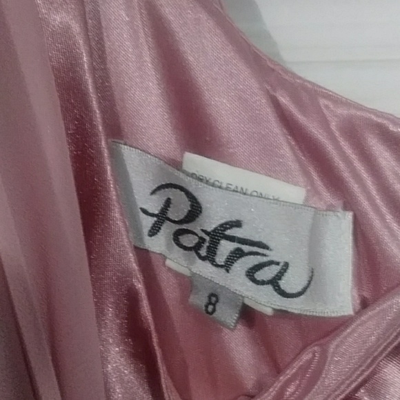 Dress - Picture 3 of 4